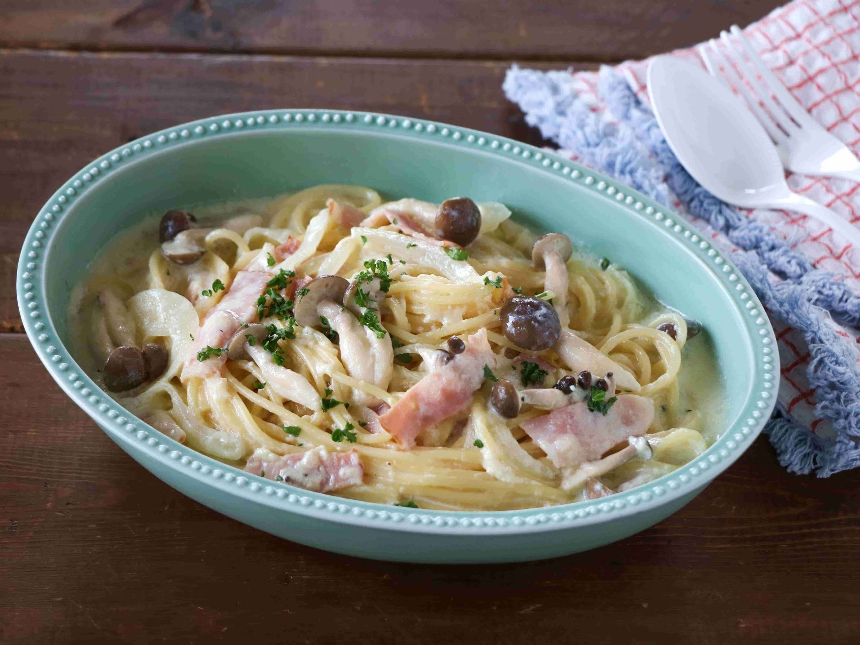 ベーコンときのこのチーズ豆乳クリームパスタ