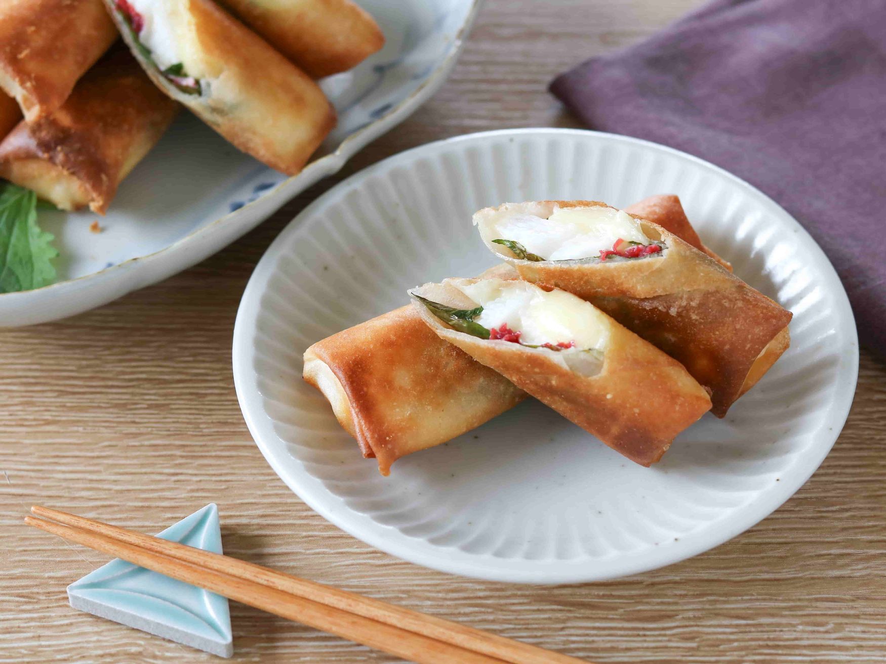 長芋の梅しそチーズ春巻き
