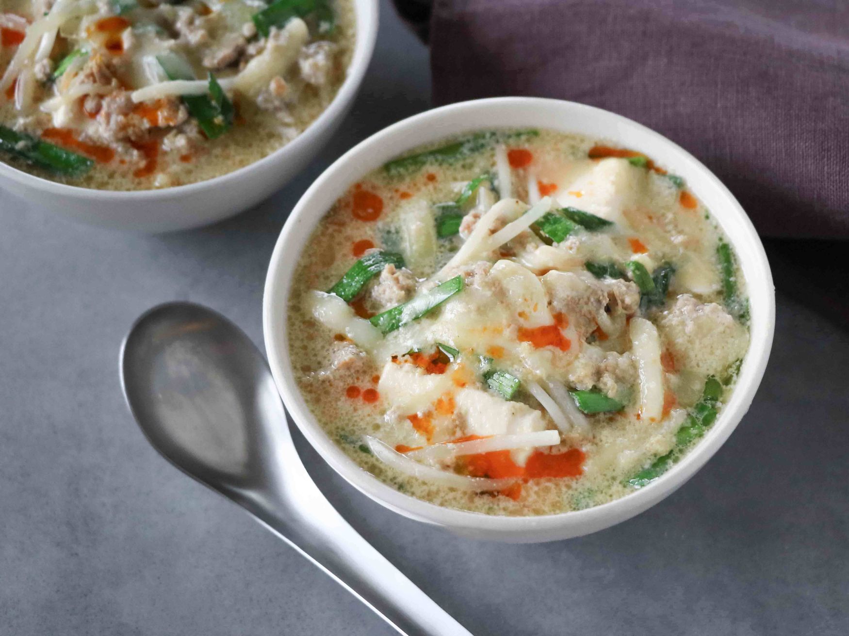 チーズ入り担々スープ