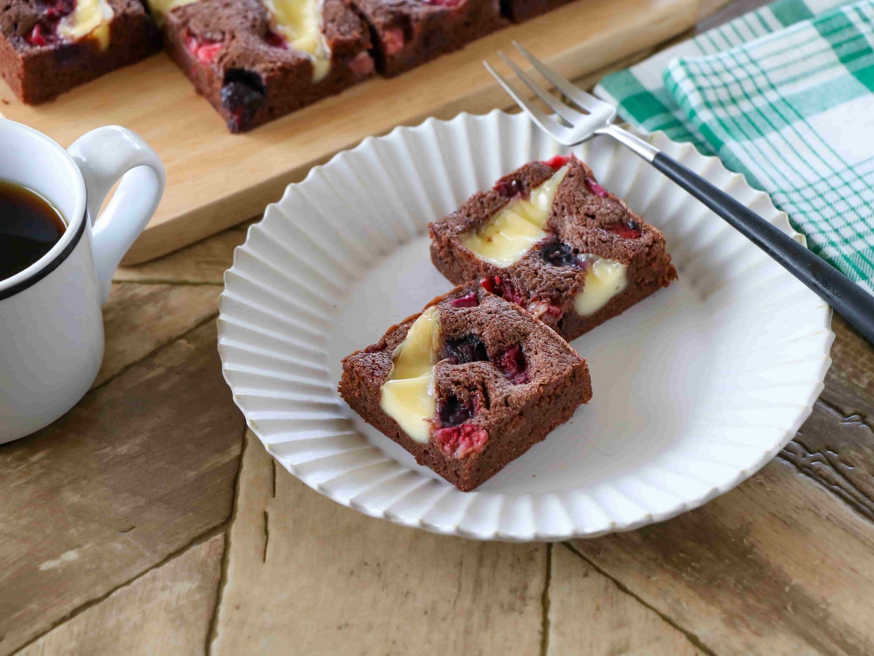 ベリーとチーズのブラウニー